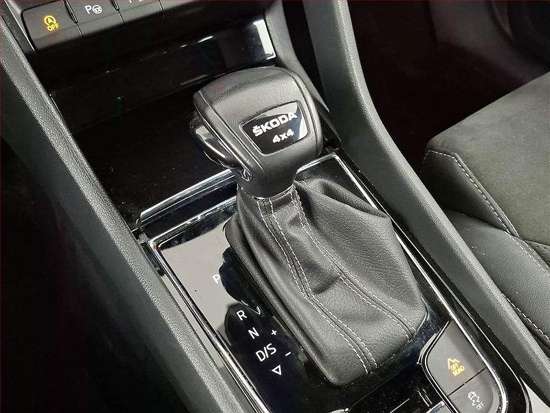 Škoda Kodiaq (2023) 2.0 TDI - fotka 15 z 25
