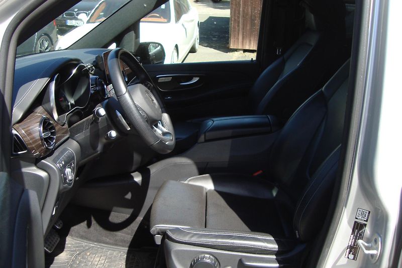 Mercedes-Benz Třídy V (2023) 300d 4-M,Extra Long,ČR,1.M.6m - fotka 28 z 71
