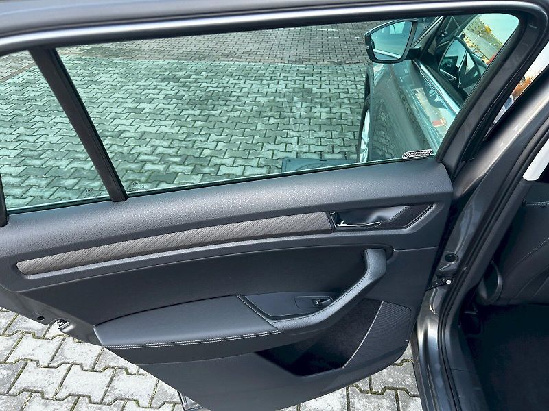 Škoda Kodiaq (2023) 2.0 TDI 110kW 4x4 DSG Style+ - fotka 27 z 35