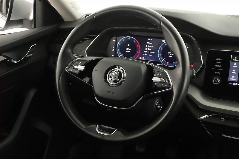 Škoda Octavia (2023) Ambition 2.0 TDI, ČR,1.maj - fotka 12 z 13