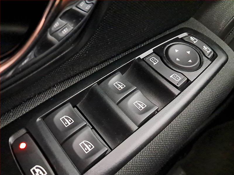 Renault Mégane (2015) Limited 1.5 dCi, Serv.kniha - fotka 16 z 16