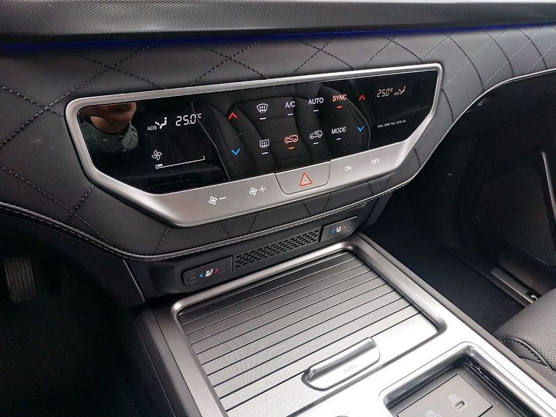 KGM Rexton 2.2 PREMIUM 4WD AT, SKLADEM - fotka 30 z 34