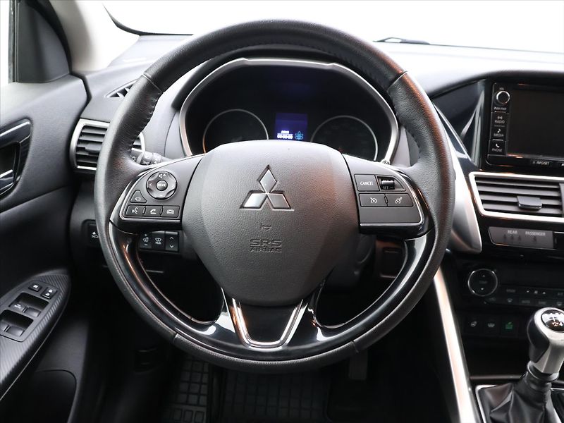 Mitsubishi Eclipse Cross 1,5 T-Mivec 120kW LED Kůže - fotka 15 z 34