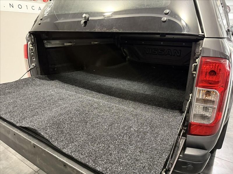 Nissan Navara 2,3   D TEKNA AT DOUBLE DPH - fotka 24 z 30