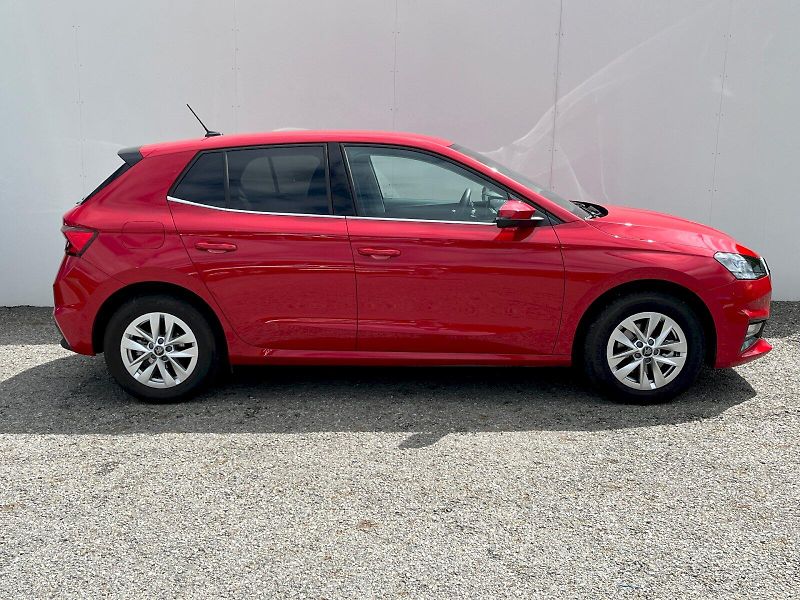 Škoda Fabia (2025) 1.0 TSI 85kW Top Selection DSG - fotka 24 z 27