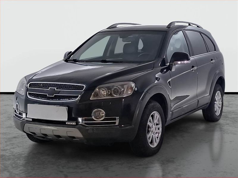 Chevrolet Captiva (2010) 2.0 D, 4X4, Automat, 7 míst - fotka 2 z 19