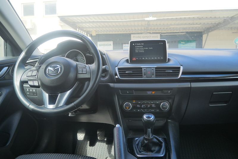 Mazda 3 - fotka 6 z 6