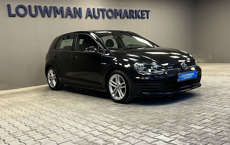 Volkswagen Golf 2.0 TDI DSG GTD - fotka 12 z 15