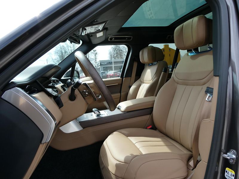 Land Rover Range Rover 3,0 Autobiography P460e - fotka 9 z 44