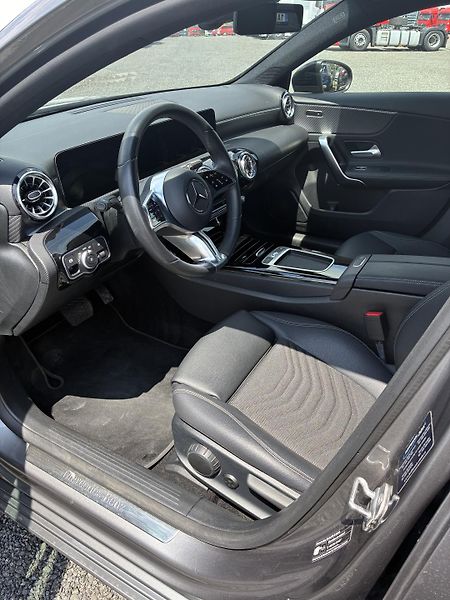 Mercedes-Benz Třídy A (2023) A 200d  - fotka 12 z 14