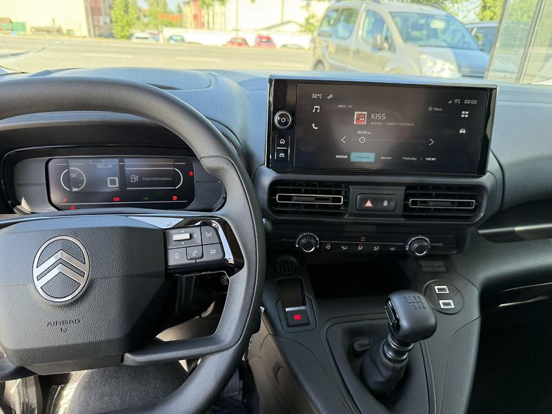 Citroën Berlingo (2026) PLUS TURBO 110k S&S MAN6 - fotka 6 z 11