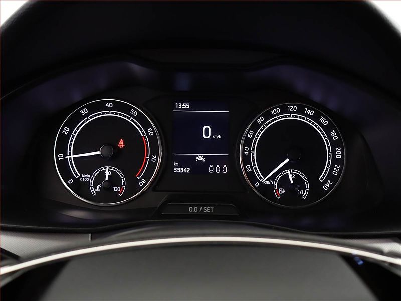 Škoda Scala (2021) Ambition 1.0 TSI, ČR,1.maj - fotka 9 z 15