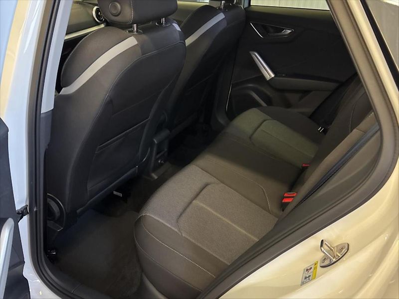 Audi Q2 2,0 TDI TAŽNÉ KEYLESS ZÁRUKA - fotka 6 z 9