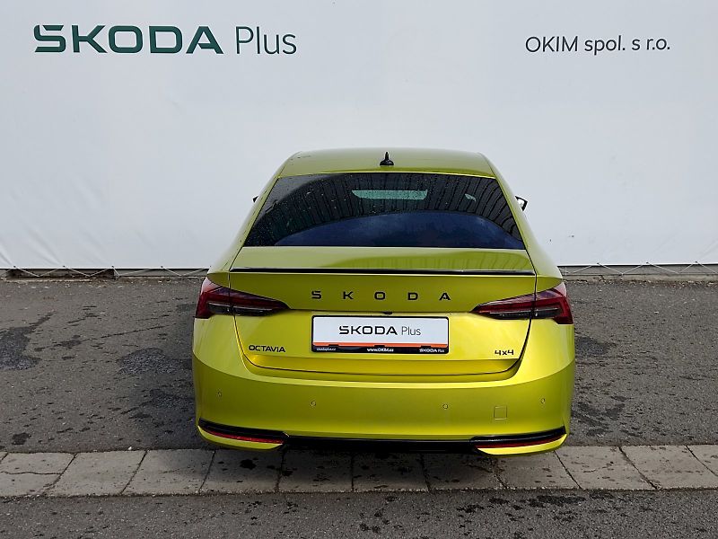 Škoda Octavia (2025) SportLine 2,0 Tsi 150 Kw 4x4 D - fotka 35 z 39