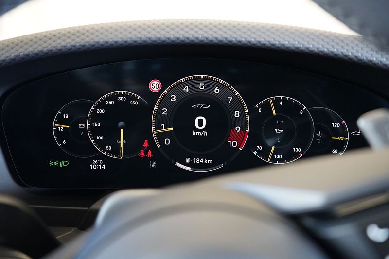 Porsche 911 GT3 Touring,Chrono, Lift, Bose - fotka 31 z 50