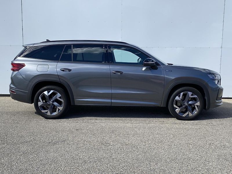 Škoda Kodiaq 2,0 TDI Sportline 4x4 DSG - fotka 3 z 30