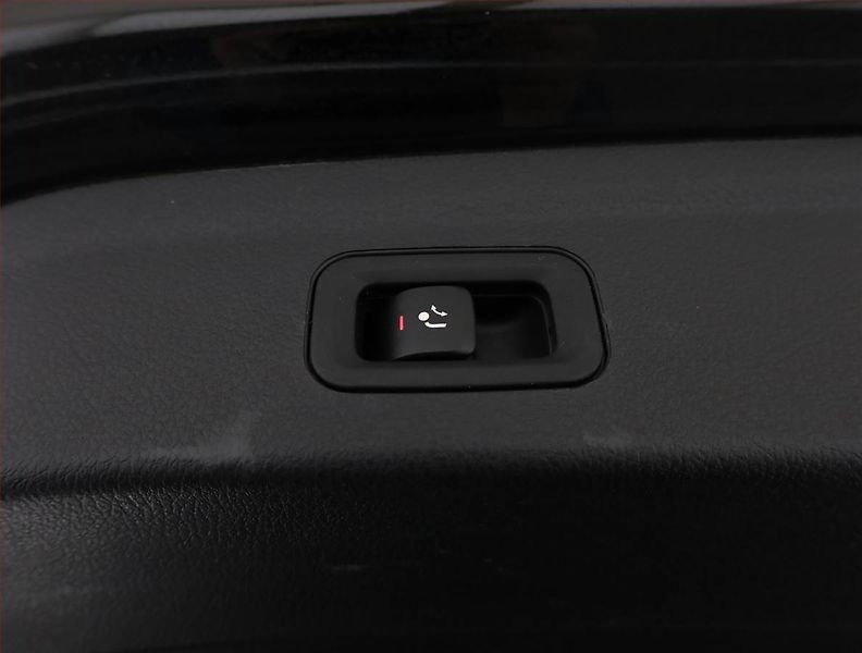 Mercedes-Benz GLE (2021) 400 d - fotka 18 z 20