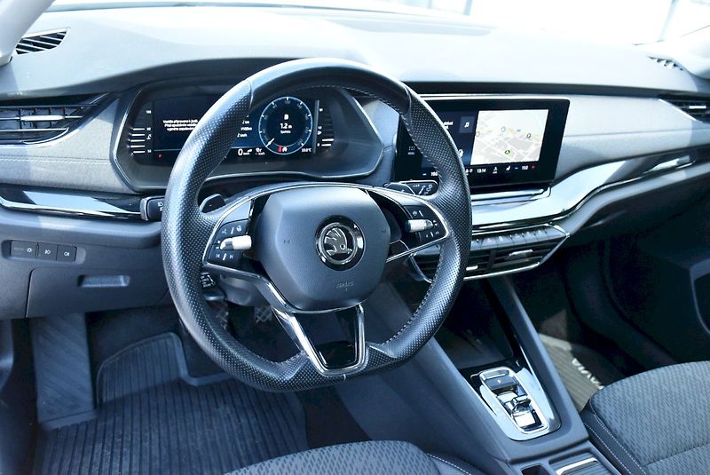Škoda Octavia (2023) Style Plus 1.5 eTSI DSG - fotka 15 z 34