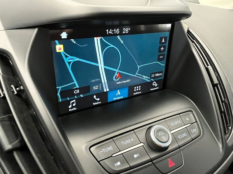 Ford Kuga 2.0 TDCi Titanium Cebia - fotka 19 z 50