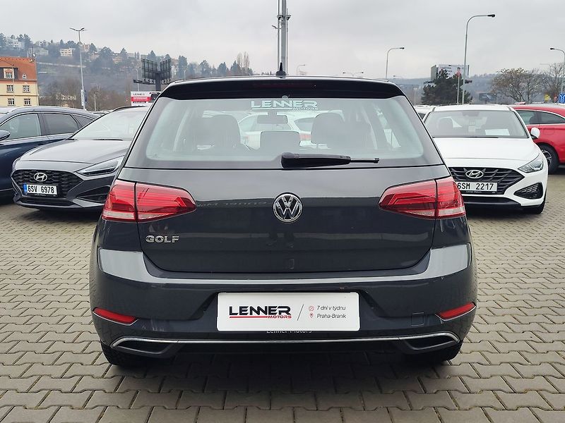 Volkswagen Golf 1.0 TSI/85kW Maraton Edition - fotka 6 z 29
