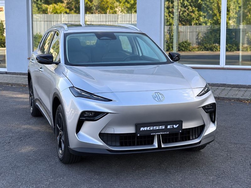 MG MGS5 EV (2026) Emotion (49 kWh) - fotka 2 z 39