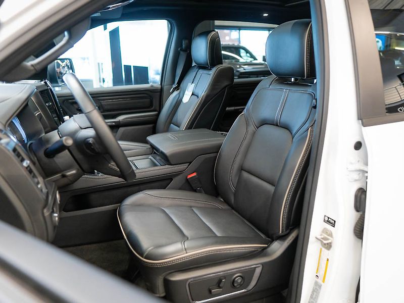 Dodge RAM (2024) 5.7 V8 Limited, 6 Lift, LPG - fotka 16 z 45