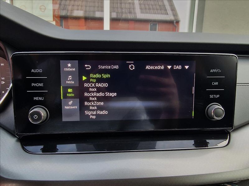 Škoda Octavia 2.0 TDI 110kW Combi,ČR,1.Maj. - fotka 28 z 50
