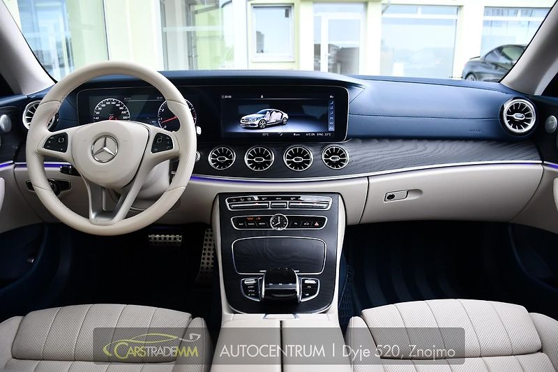 Mercedes-Benz Třídy E 400 4MATIC AMG ACC ČR HUD - fotka 17 z 53