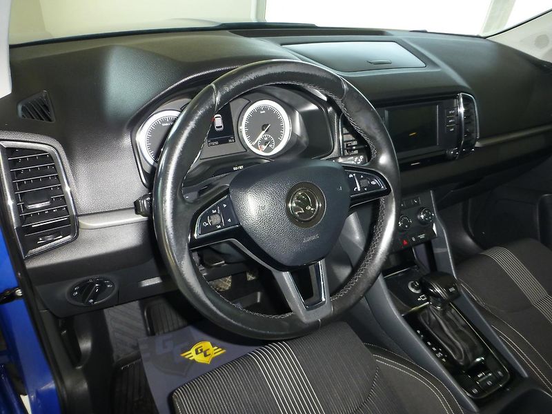 Škoda Karoq (2018) 1,6TDI*PARK.S**ALU***VYHŘ.SED. - fotka 12 z 26