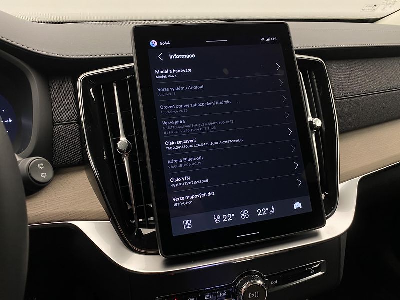 Volvo XC90 (2026) T8 AWD RECHARGE BRIGHT PLUS 7m - fotka 64 z 70