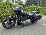 Harley-Davidson FLSB Softail Sport Glide (2018) - náhled 3