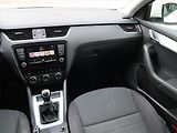 Škoda Octavia (2017) Style 1.6 TDI, Tempomat - náhled 8