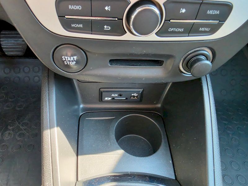 Renault Fluence (2013) 1,6DCI 96KW - fotka 11 z 24