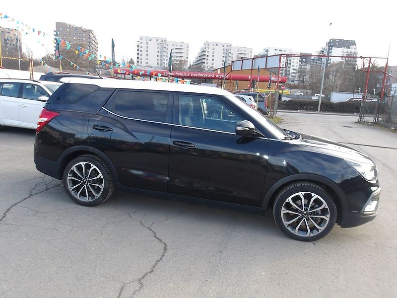SsangYong Korando 1,6 CRDi PĚKNÝ ! - fotka 8 z 33