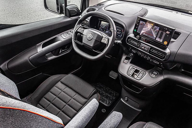 Citroën Berlingo (2026) 1,5 XL MAX 130k Automat+ZIMA - fotka 12 z 18
