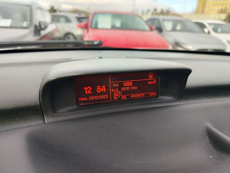 Peugeot 307 1.6i 16V/80kW - fotka 17 z 25