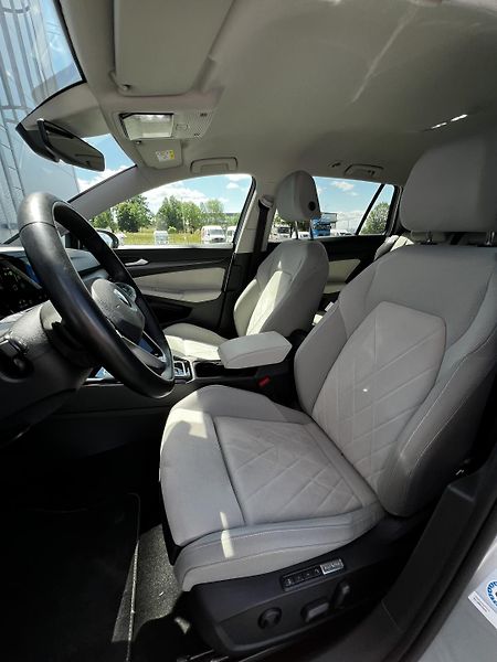 Volkswagen Golf 2.0TDI DSG 110kW Style TZ DPH - fotka 6 z 26