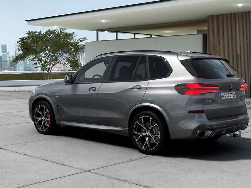 BMW X5 (2026) - fotka 5 z 10