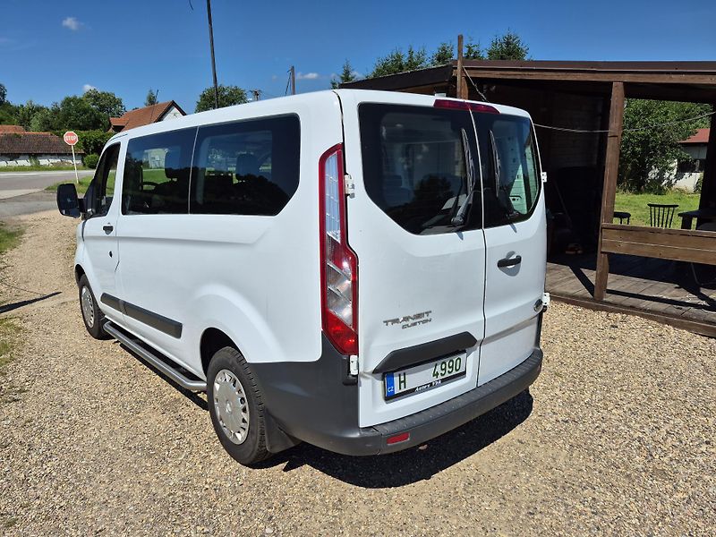 Ford Transit Custom (2014) 2.2 Tdci 9 míst  - fotka 3 z 22