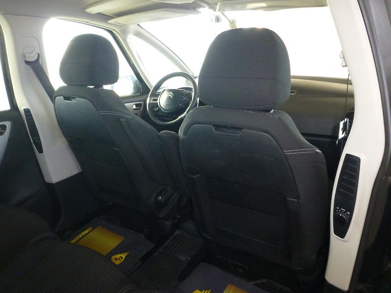 Citroën Grand C4 Picasso (2013) 1,6HDI*NAVI*TAŽNÉ*PARK.S*7MÍST - fotka 25 z 28