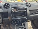 Mazda 2 1.3i 55kW, koroze prahů - náhled 14