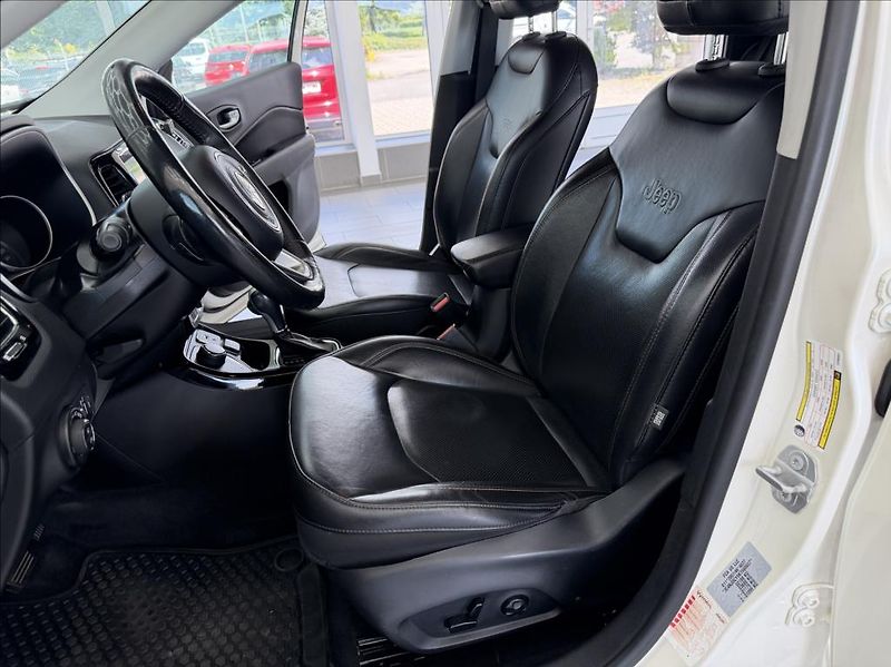 Jeep Compass 2,0 M-Jet 125kW 4x4 DPH Automa - fotka 9 z 34