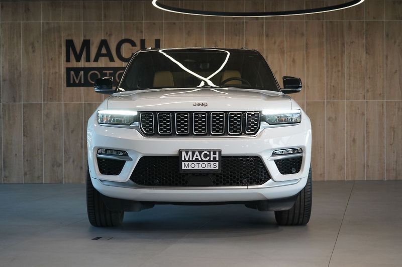 Jeep Grand Cherokee - fotka 3 z 55