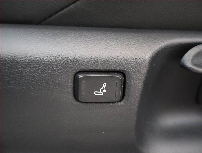 Toyota Yaris (2022) Selection Style 1.5 VVT-i - fotka 25 z 25