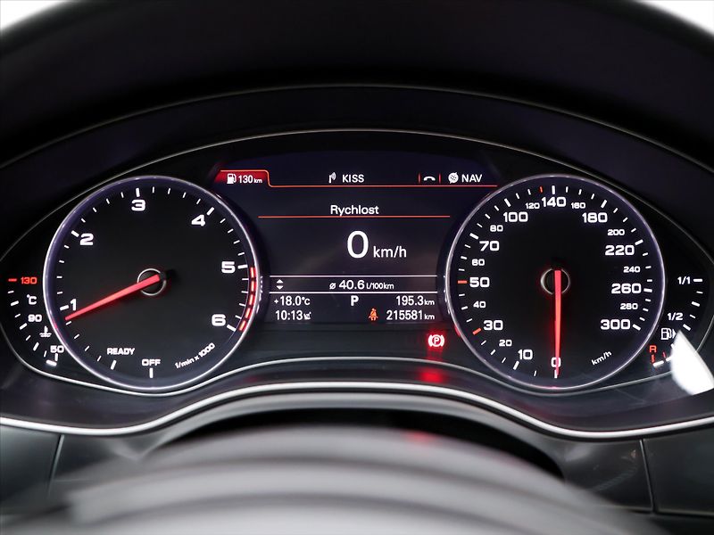 Audi A6 3,0 TDI 240kW quattro S-line C - fotka 18 z 36