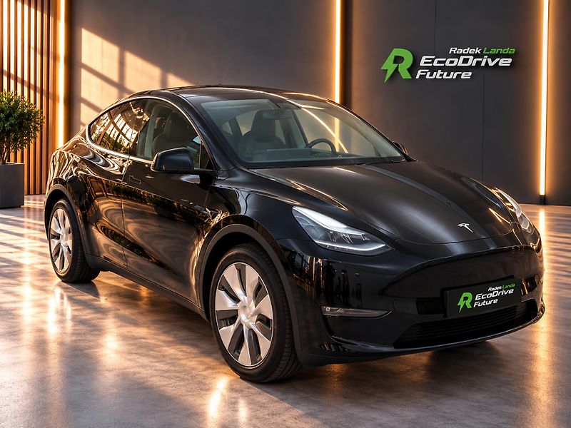 Tesla Model Y (2023) ong Range AWD Berlin - fotka 1 z 8