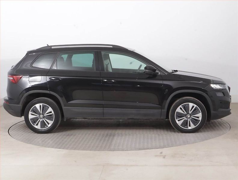 Škoda Karoq (2023) Ambition 2.0 TDI - fotka 6 z 17