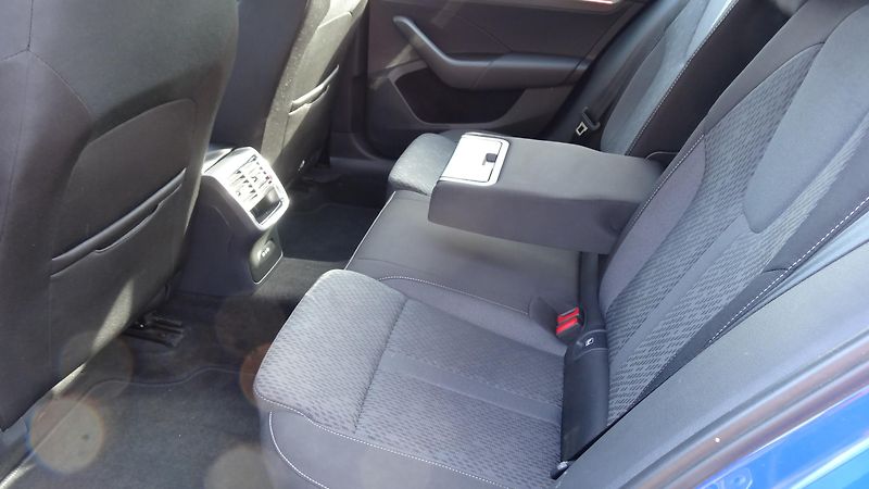 Škoda Octavia Kom.2.0TDi taž.zař. Style plus - fotka 6 z 25