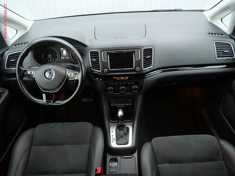 Volkswagen Sharan (2015) 2.0TDi, ČR, Highline, DSG - fotka 9 z 25