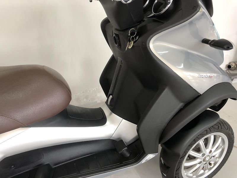 Piaggio MP3 500 LT - fotka 17 z 19